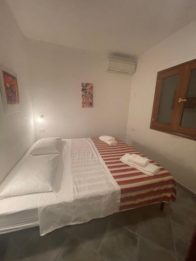 Domus Meravizosas 2 Posada  Buitenkant foto